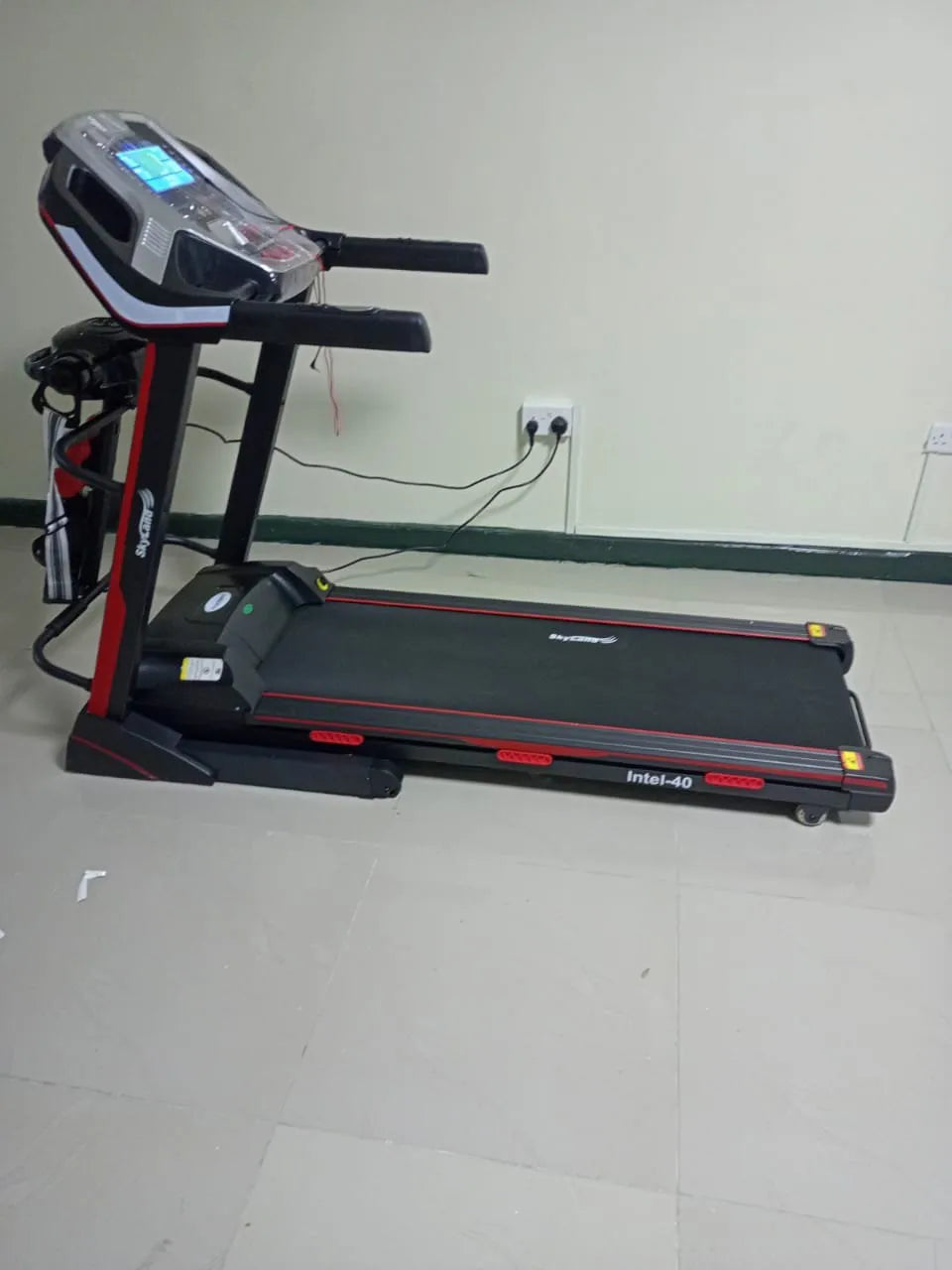 Skyland treadmill Intel-40 with Massager