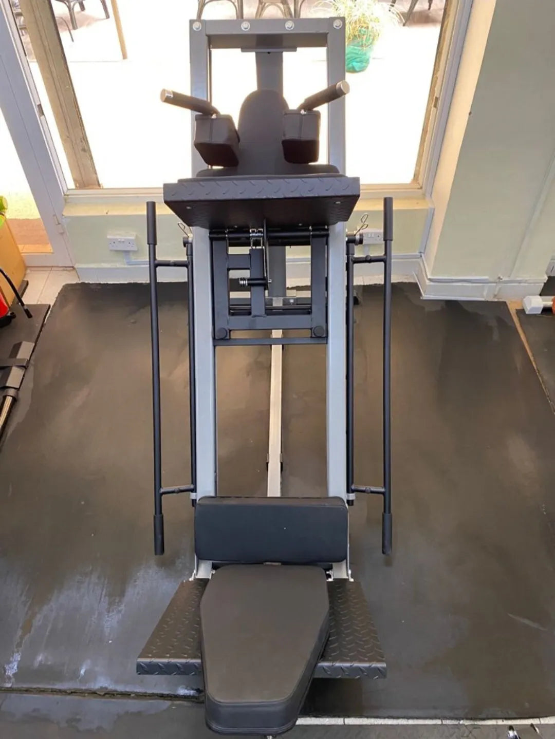 Leg Press /Hack Squat